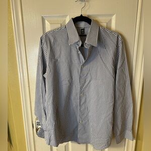 14th and Union long sleeve button up